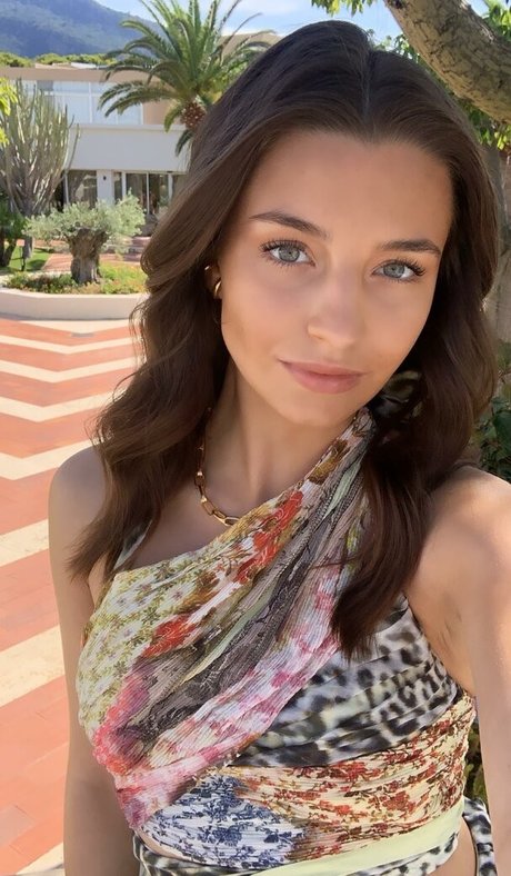 Julia Wieniawa schöne kunst fotos