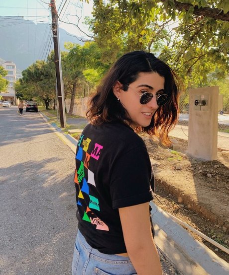 monsterschwanz-onlyfans perfekte kunst foto