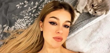 Arthemis Cuibari porno erotische galerien