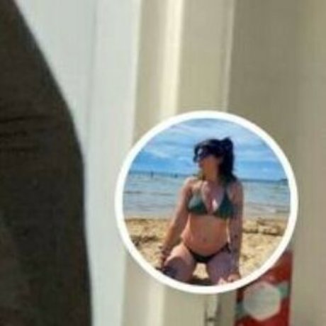 Urfriendaj schauspielerin sexy bilder