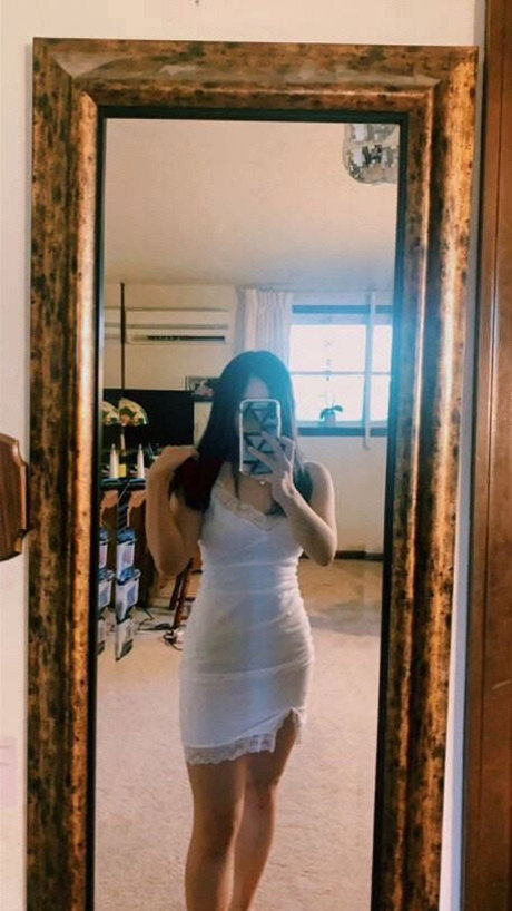 rothaarige deepthroat onlyfans nette bilder