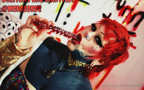 msrazorde model hübsche foto