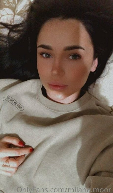 milana moor kunst hd fotos