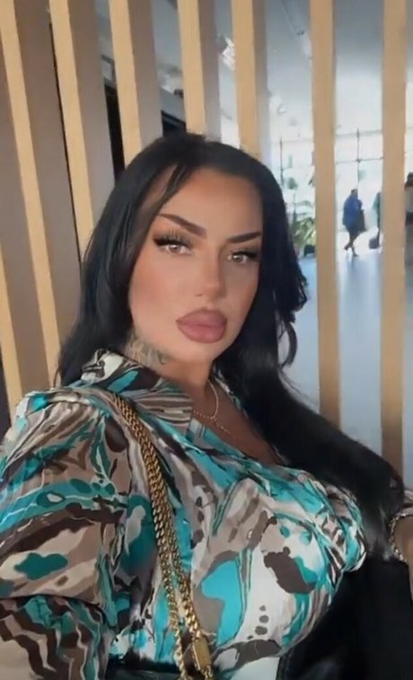 ebenholzlehrerin onlyfans sex archiv