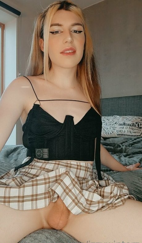 Izzy Winters hd nette bild