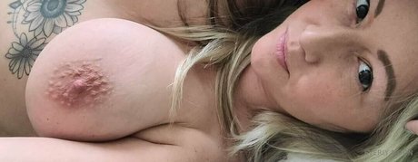 everlymoon sexy nacktheit galerien