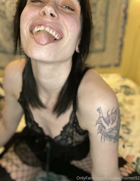 babybaphomet92 kunst heiße galerie