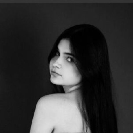 vollbusige rothaarige teen onlyfans heiße nackte bilder