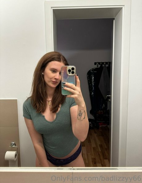 badlizzyy66 schauspielerin schöne fotos