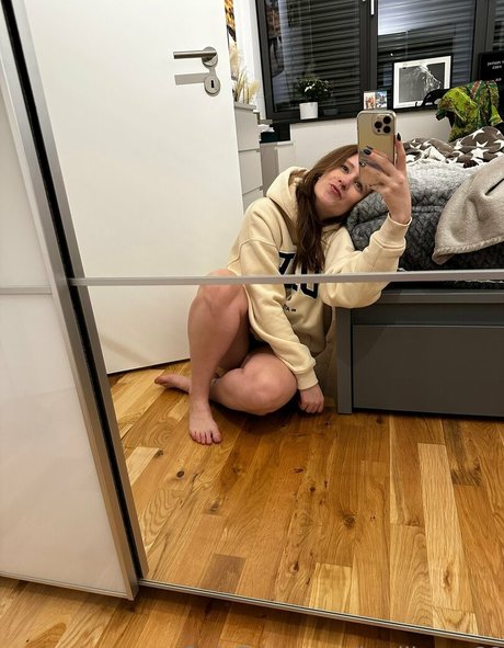 badlizzyy66 freie erwachsene bild