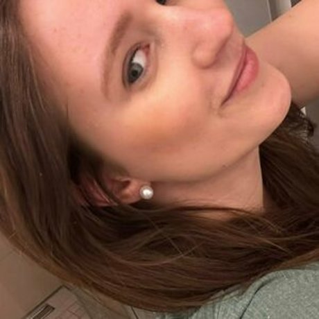 badlizzyy66 hd nackt foto