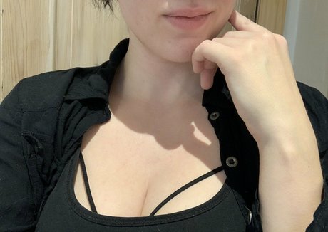 misschritizinna freie nackt archiv