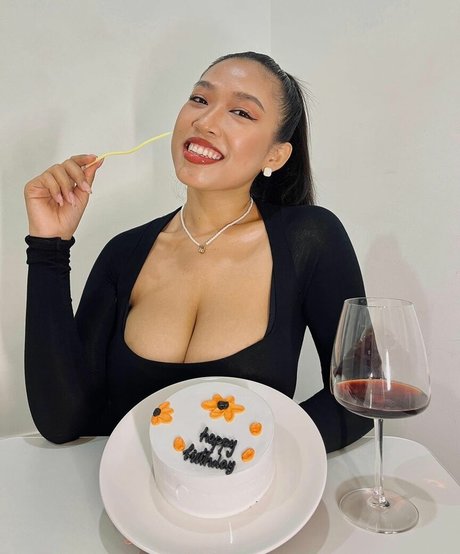 Aoy Chitchanok porno freie foto