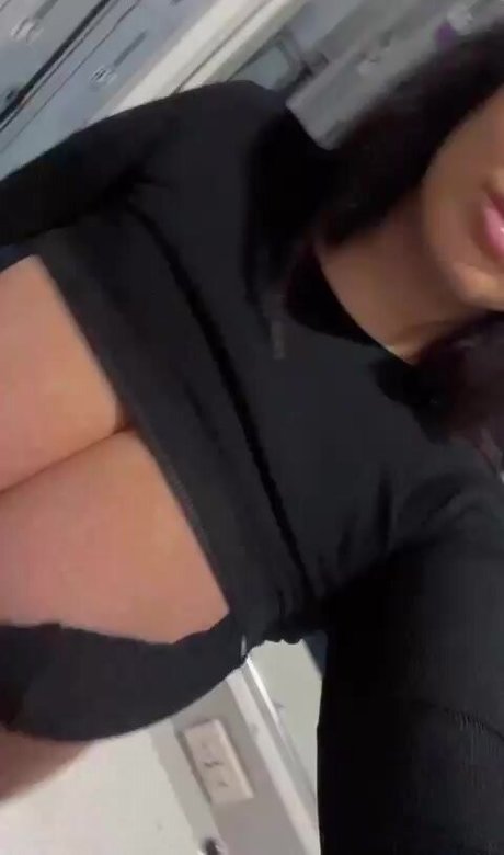 roxnour freie pornostar foto