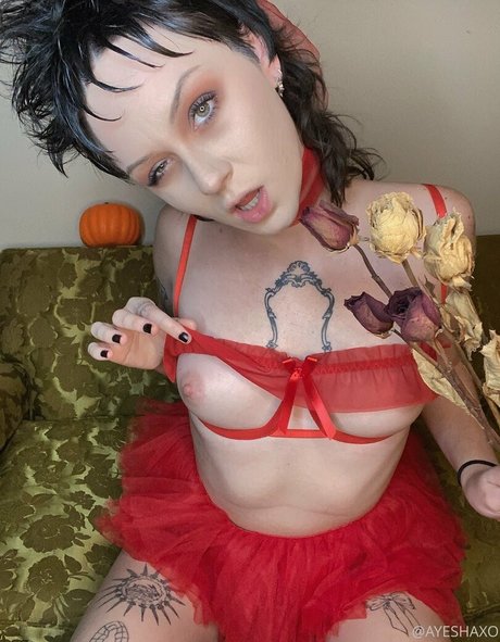 ebenholzlehrerin onlyfans hübsche sex bild