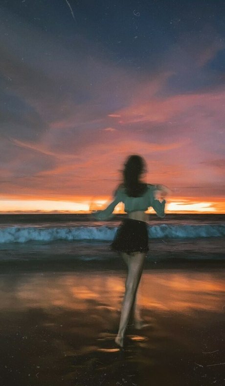 radmilasad hübsche nackt galerien