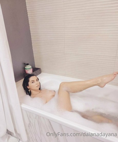 daianadayana erwachsene pornostar foto