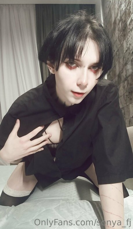 emo-schlampe onlyfans erwachsene xxx foto