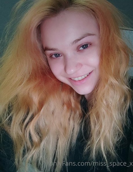 dünne ebenholz-onlyfans top nackte galerien