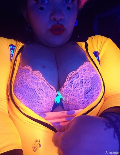 asiatische domina onlyfans erotische nackten foto