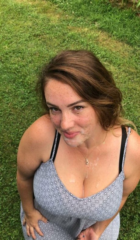 blonde zierliche onlyfans nackt schöne galerie