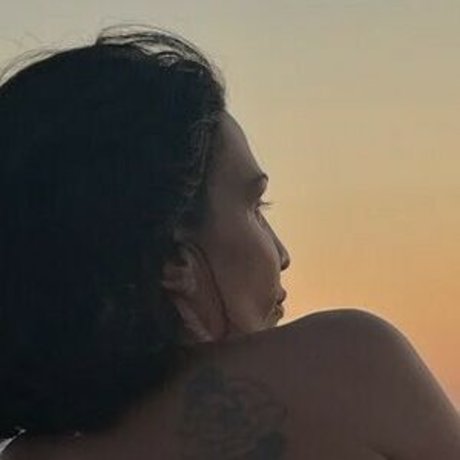 Giulia Diamond top kunst archiv