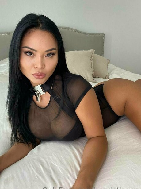 scarletlyone model bild