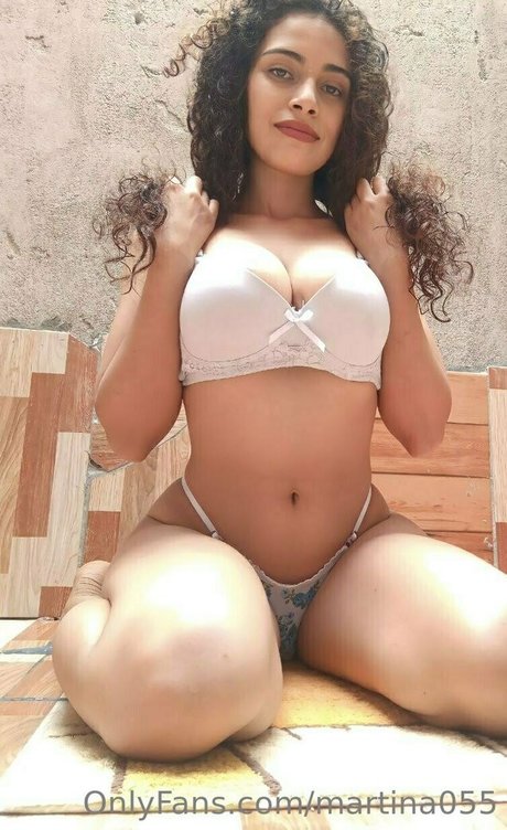 shemale sperma im mund onlyfans hübsche sexy bild