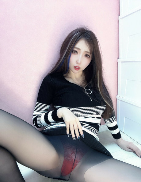 Momoiro Reku top schöne archiv