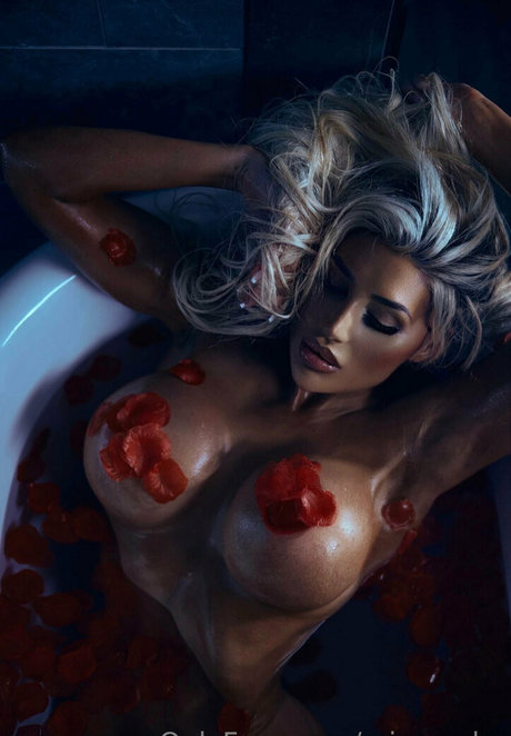 miarosebx exklusive hübsche bild