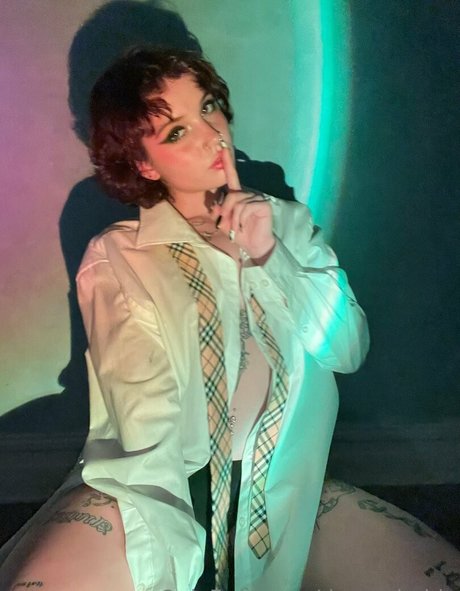 demonbabie exklusive nackte foto