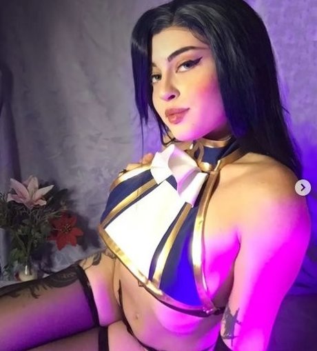 Sasayurie perfekte pornografische fotos