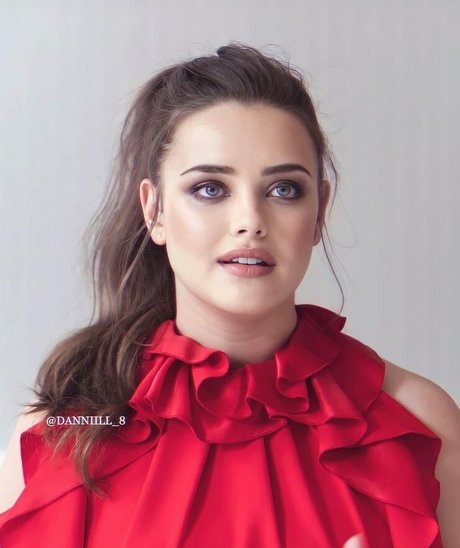 Katherine Langford kunst nacktheit fotos