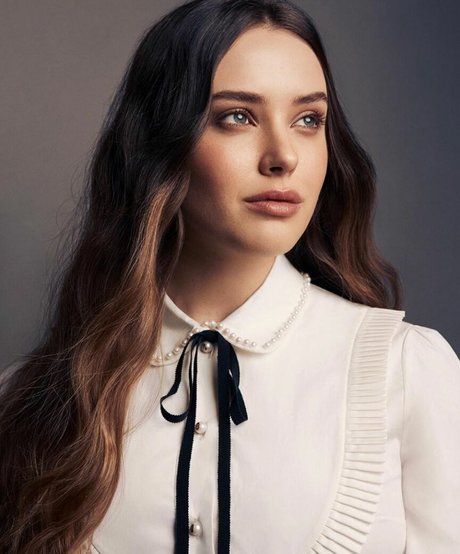 Katherine Langford schauspielerin nackte galerien