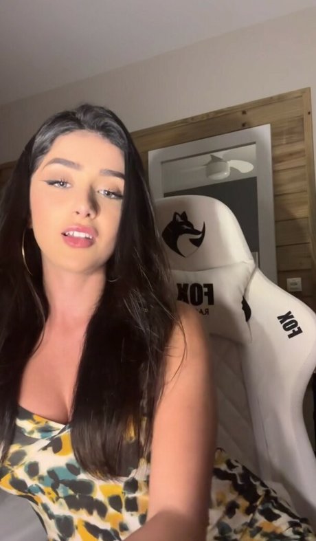 BIGO Rafa sexy akt galerie