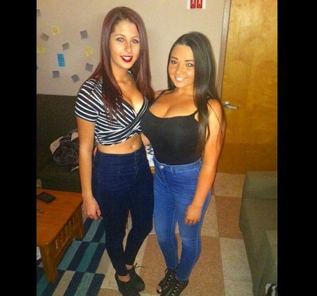 Jenn M model schöne bild