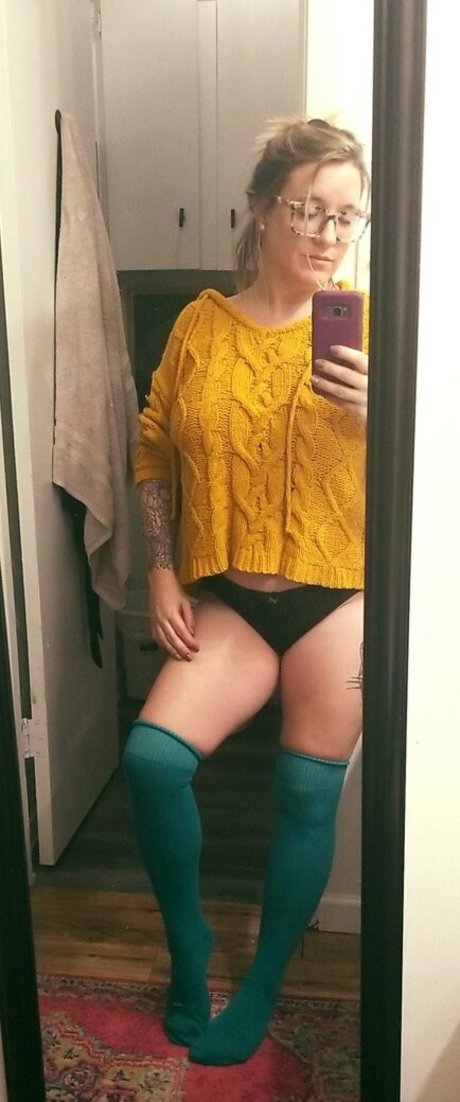 molleewaters nackt erwachsene archiv