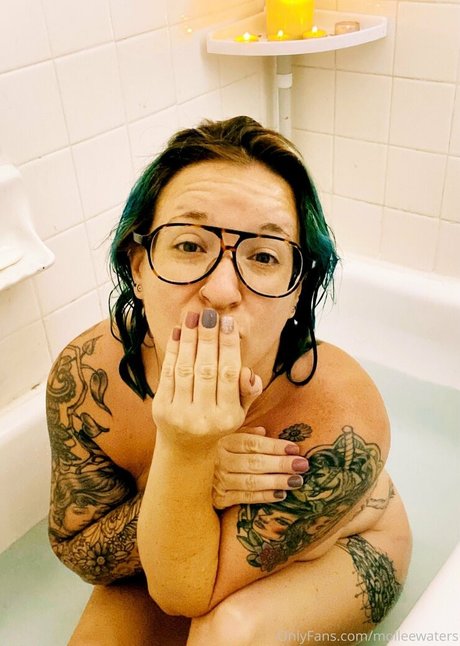 molleewaters nackt hübsche galerien