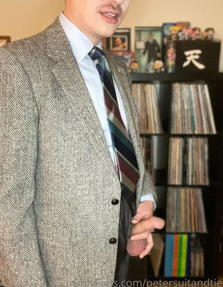 petersuitandtie kostenlose akt archiv