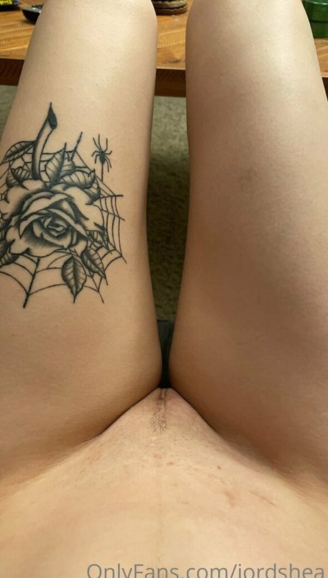 peachysheaa perfekte pornostar foto