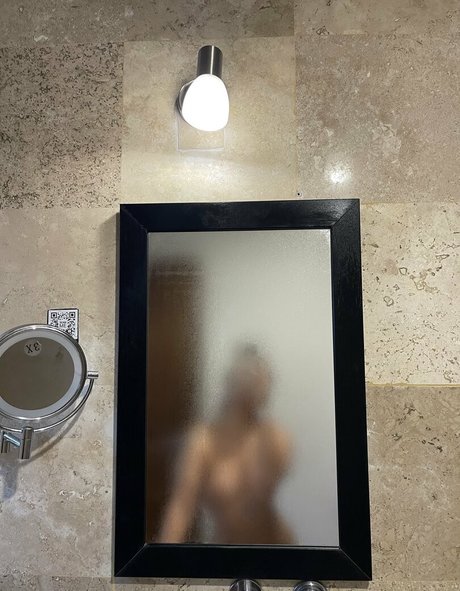 ceplia porno nacktheit bilder