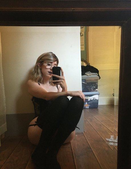 greyfoxxoxo nacktheit schöne bilder