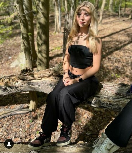 emo nackte onlyfans xxx heiße bilder