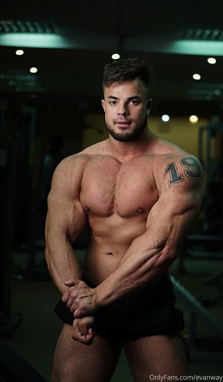 evanway xxx nackte bild