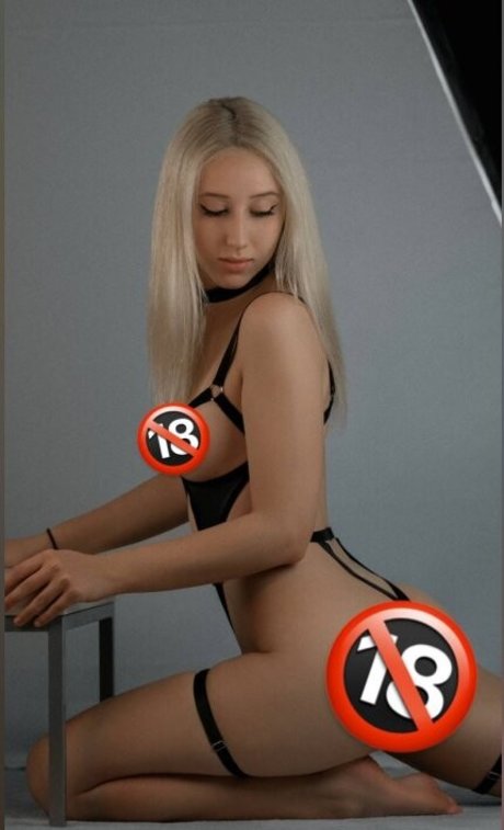 denyandelly porno nackten bilder