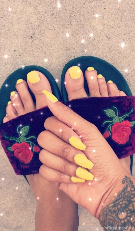 Officialdeafbae pornographische pornostar bild