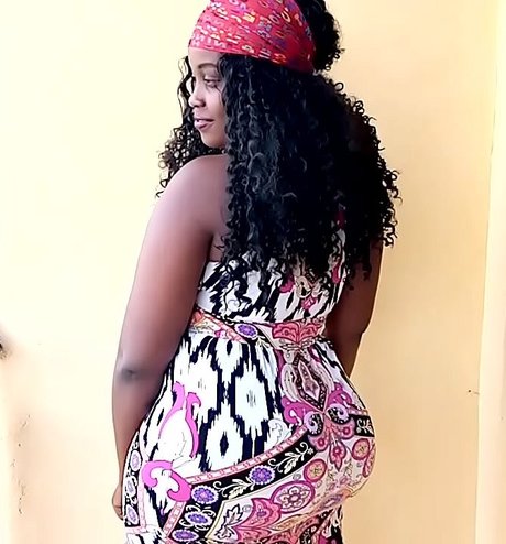 mollige dicke onlyfans top erwachsene bilder