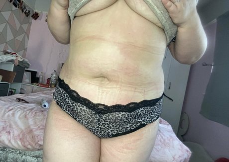 japanische solo-onlyfans kostenlose schöne foto