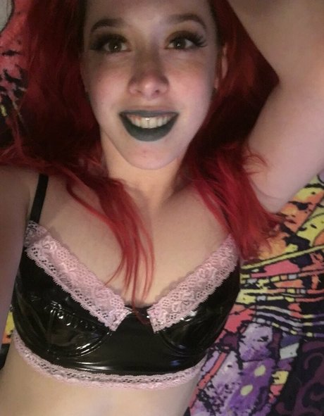 Scarlet Moon nacktheit akt galerien