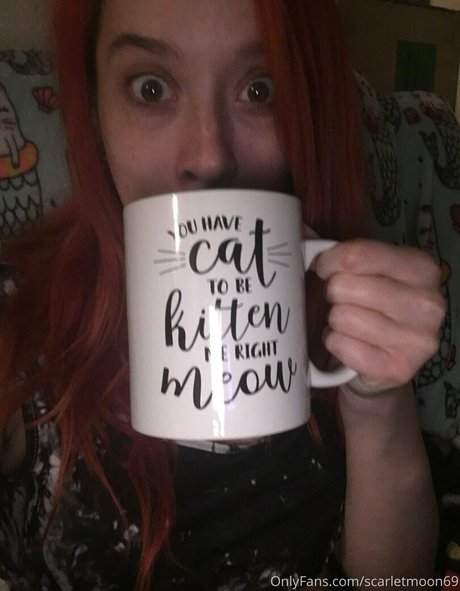 Scarlet Moon exklusive nackte galerien